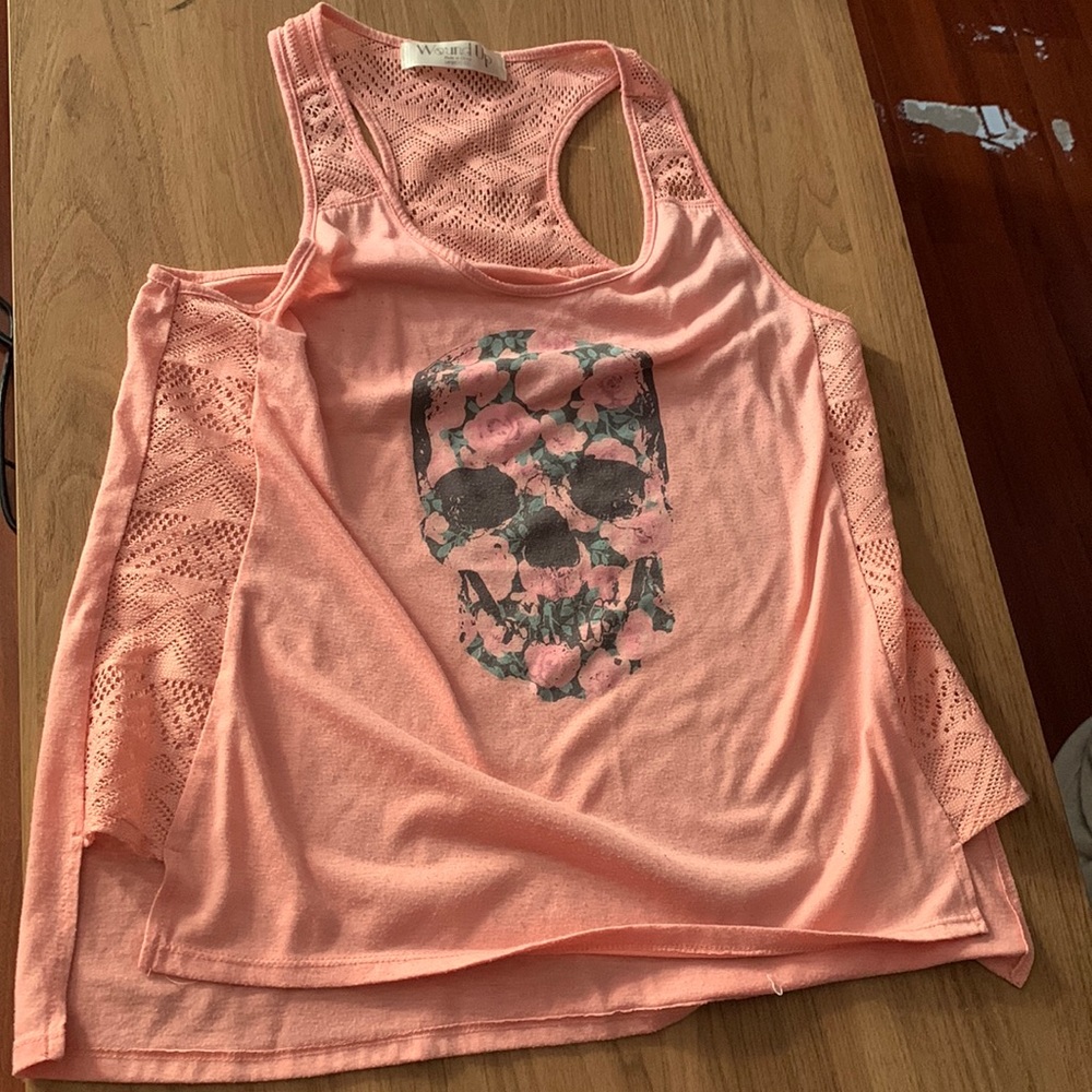 Large like new Wound Up tank top